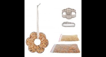 DIY vogelvoer hanger bloem